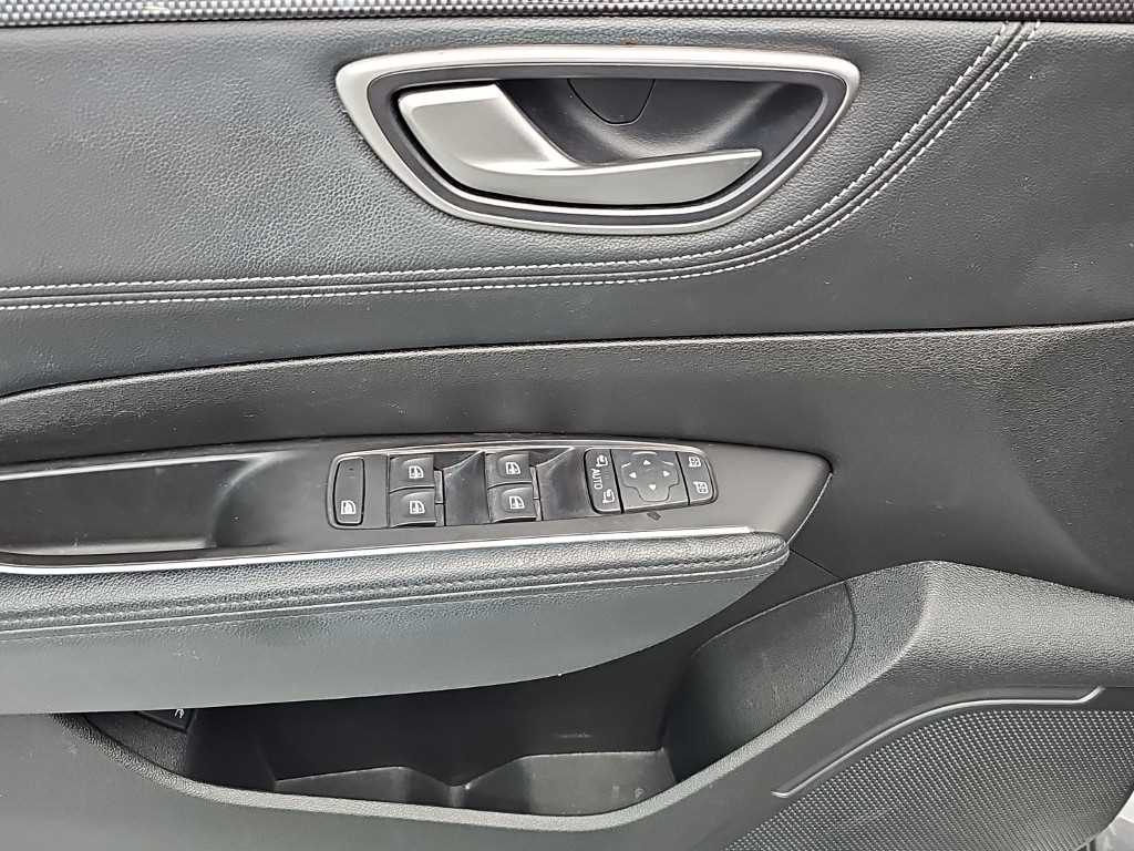 RENAULT SM6 — photo 16