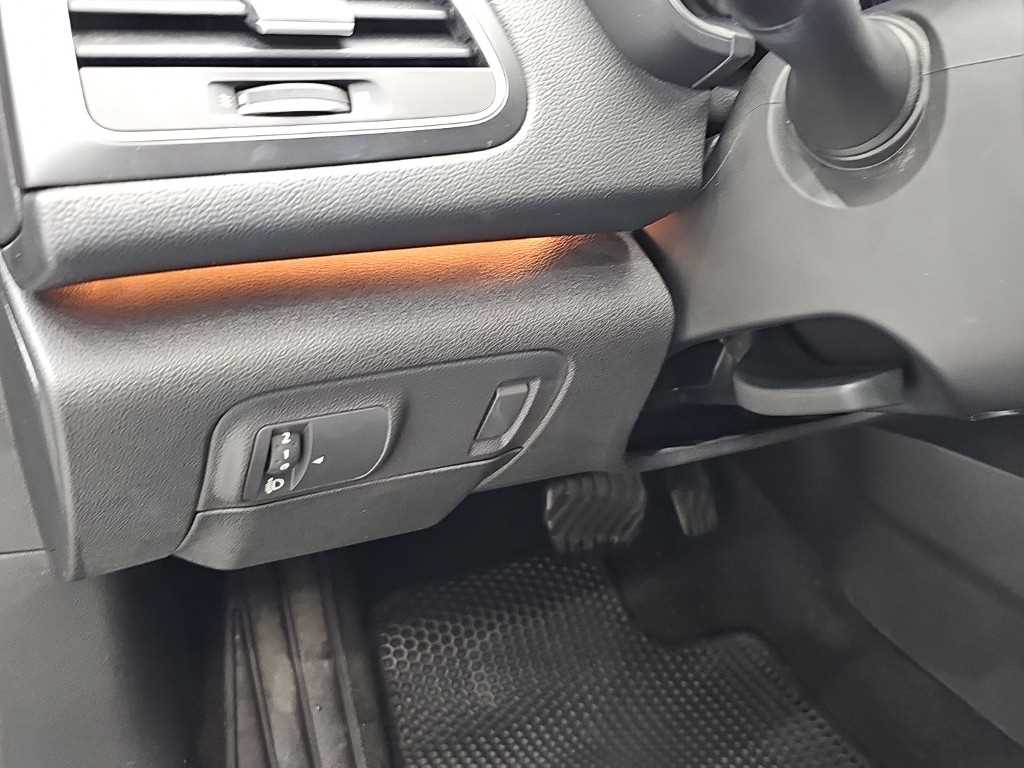 RENAULT SM6 — photo 17