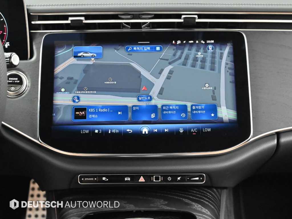Mercedes-Benz E-Class — photo 14
