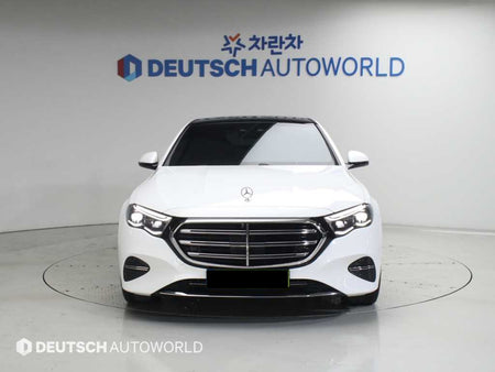 Mercedes-Benz E-Class — photo 03