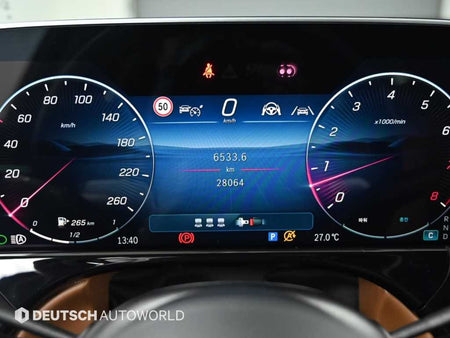 Mercedes-Benz E-Class — photo 08