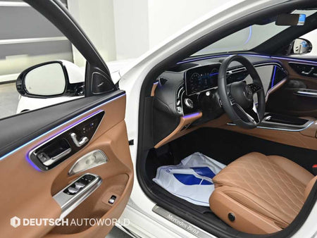 Mercedes-Benz E-Class — photo 11