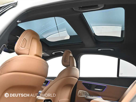 Mercedes-Benz E-Class — photo 18