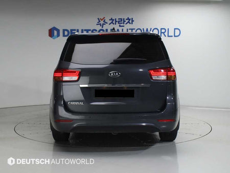 Kia Carnival — photo 04