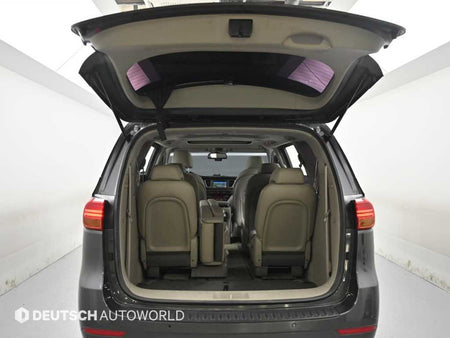 Kia Carnival — photo 19
