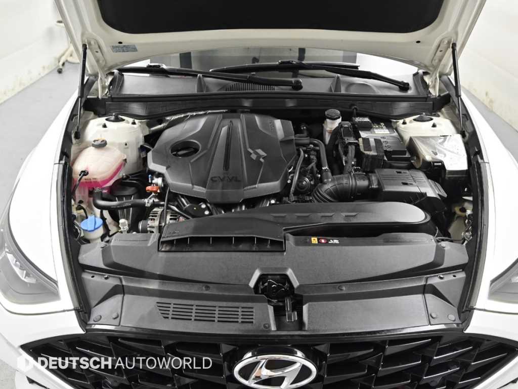 Hyundai Sonata — photo 06