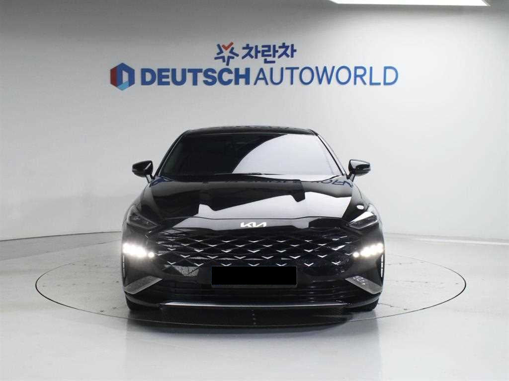 Kia K8 — photo 03