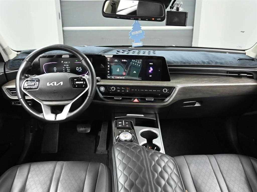 Kia K8 — photo 07