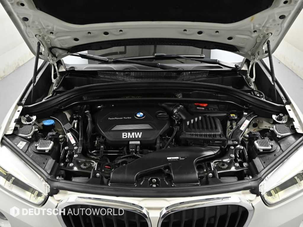 BMW X1 — photo 06