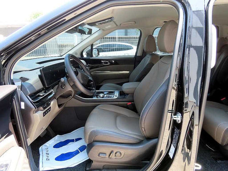 Kia Carnival — photo 05