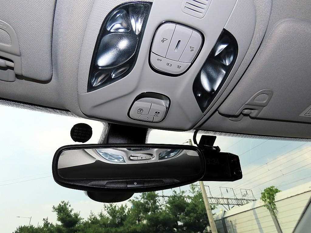 Jeep Compass — photo 14
