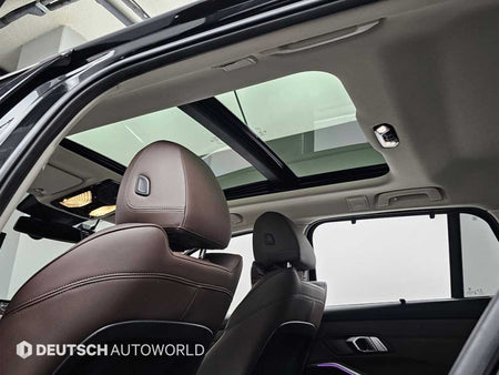 BMW 3-Series — photo 18