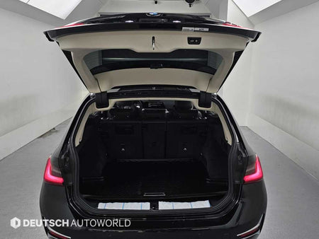 BMW 3-Series — photo 19