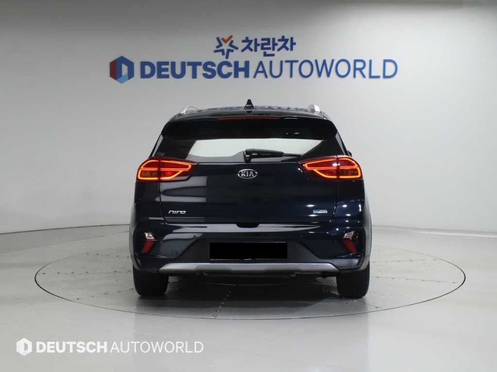 Kia Niro — photo 04