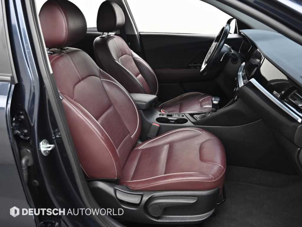 Kia Niro — photo 10