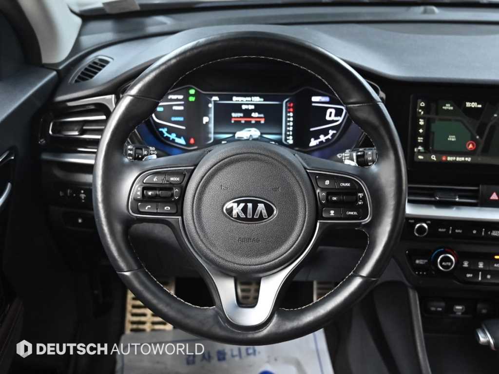 Kia Niro — photo 13