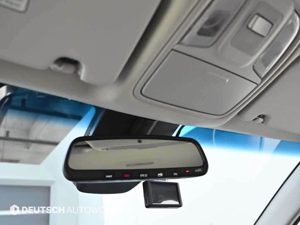 Kia Niro — photo 18