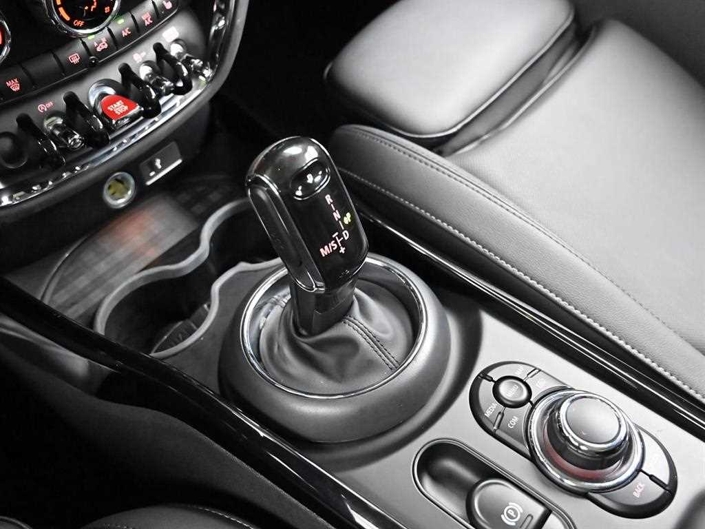 Mini Clubman — photo 09