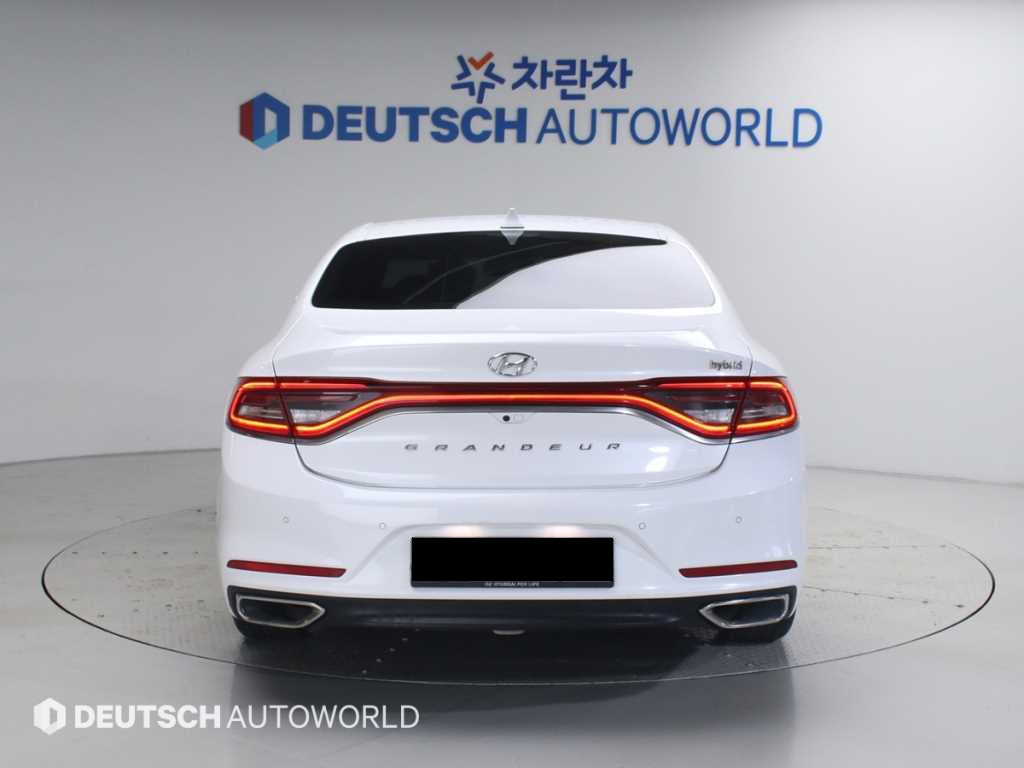Hyundai Grandeur — photo 04