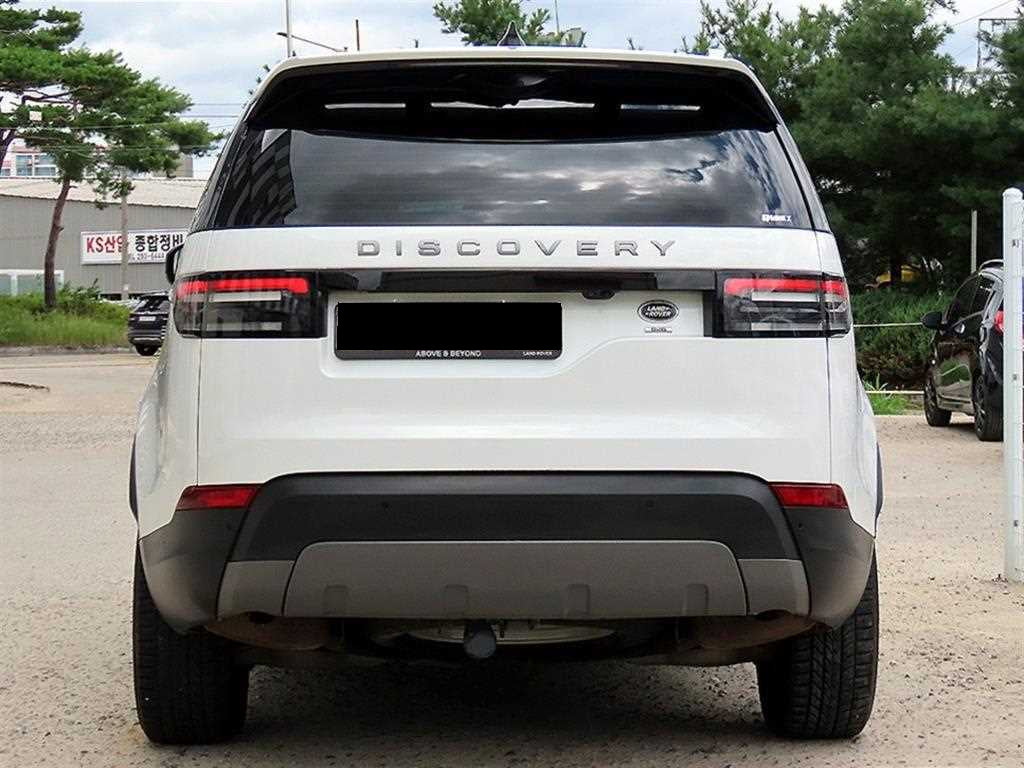 Land Rover Discovery — photo 04