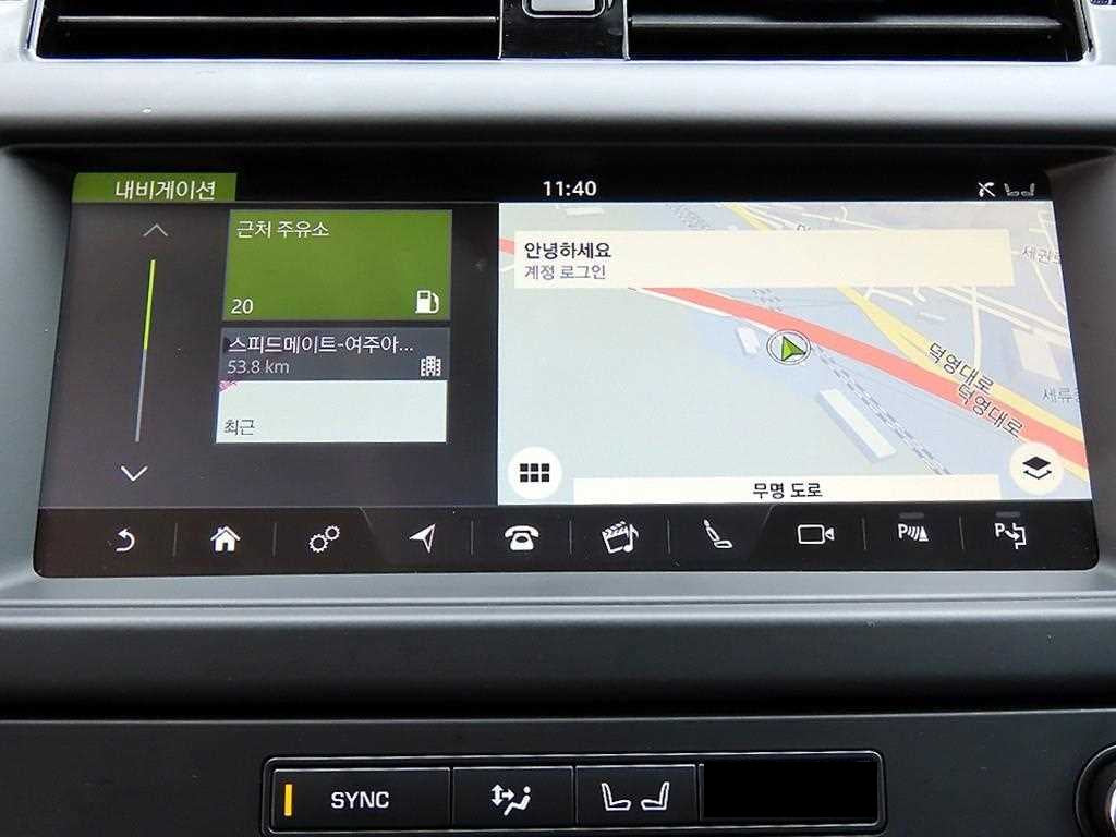 Land Rover Discovery — photo 13