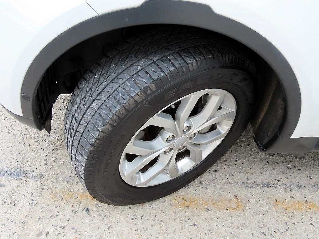Land Rover Discovery — photo 20