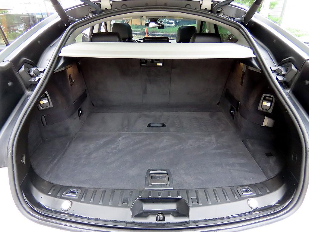 BMW Gran Turismo — photo 16