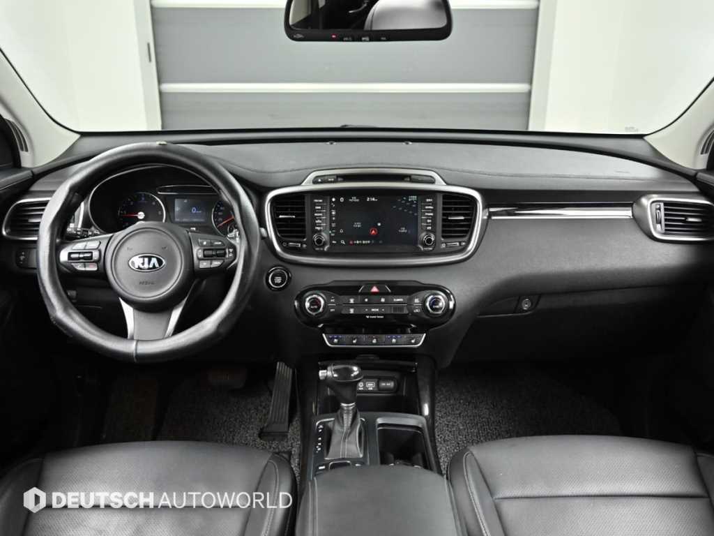 Kia Sorento — photo 07