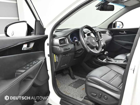Kia Sorento — photo 11