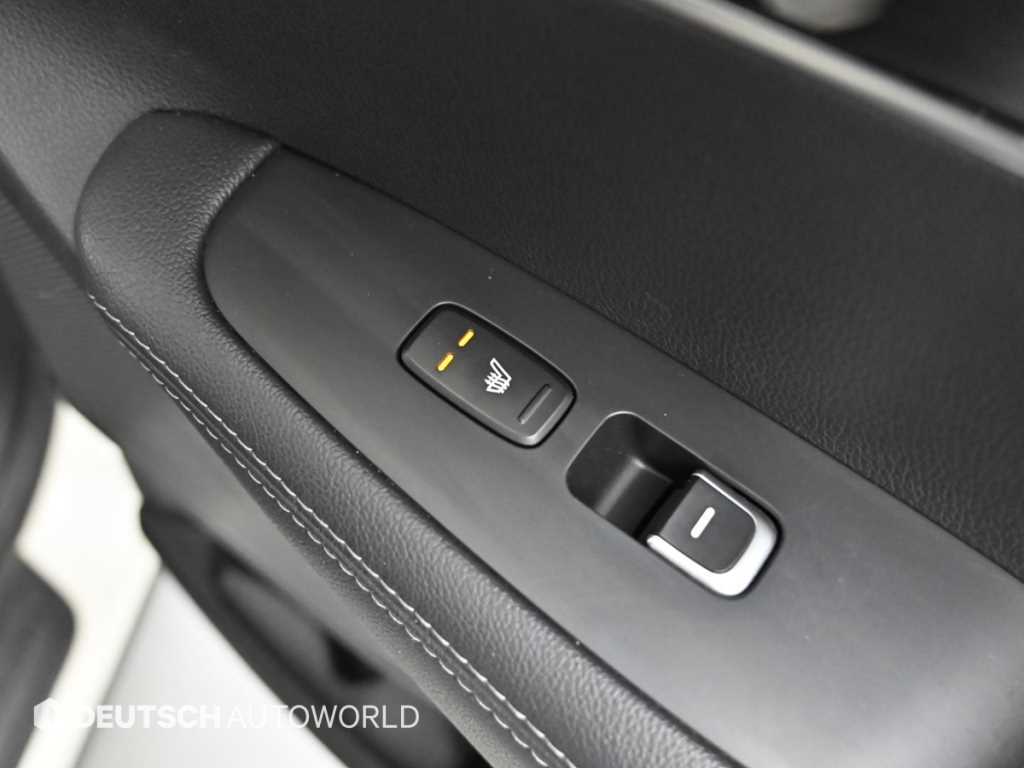 Kia Sorento — photo 16