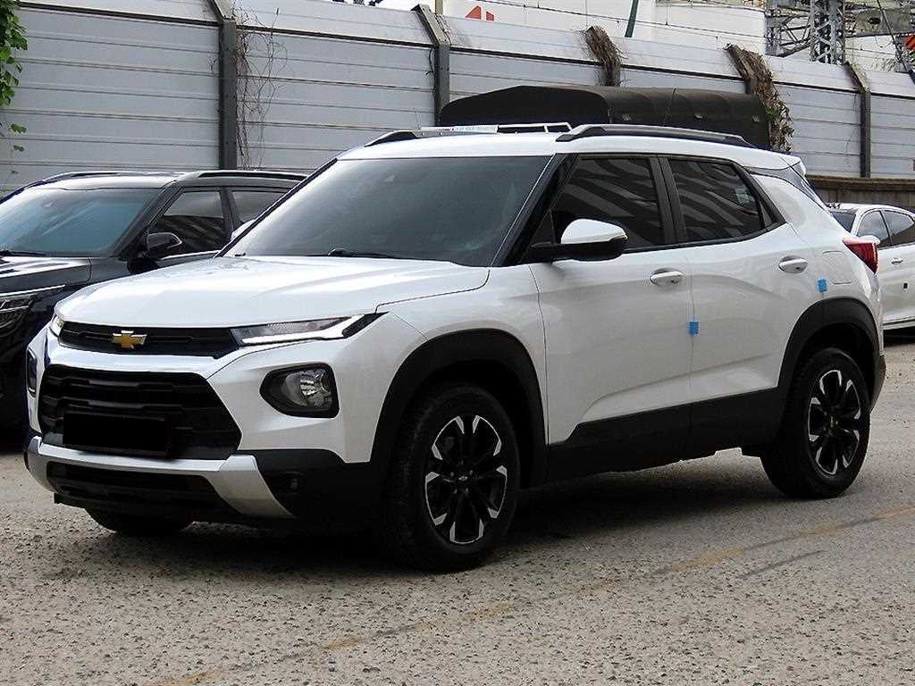 CHEVROLET Trailblazer — photo 02
