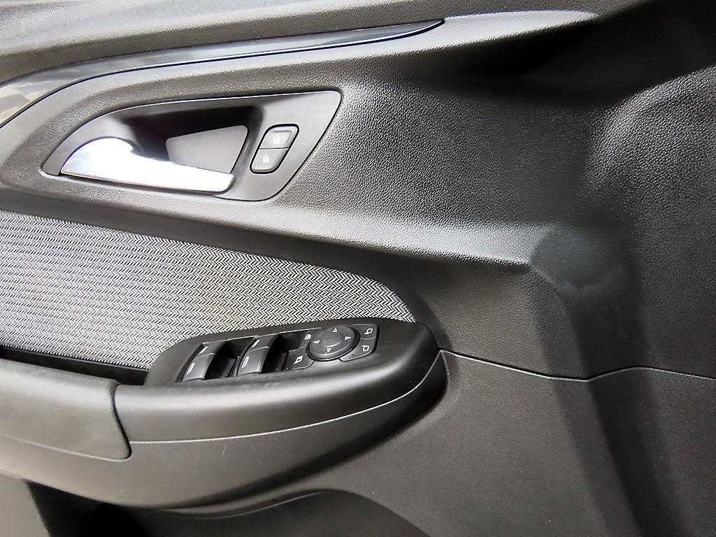 CHEVROLET Trailblazer — photo 11