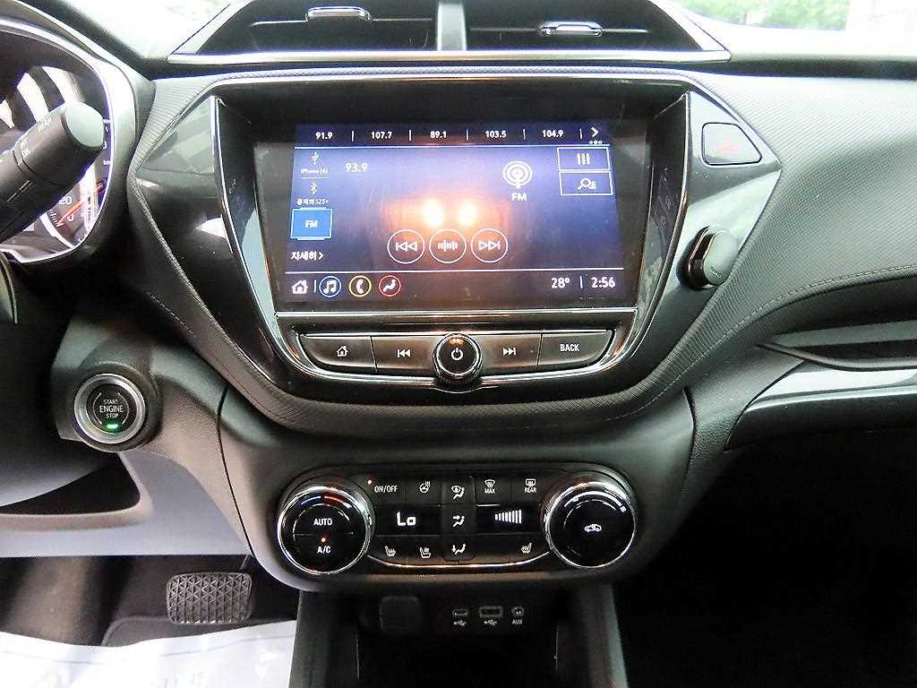 CHEVROLET Trailblazer — photo 12