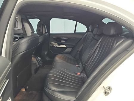 Mercedes-Benz E-Class — photo 12