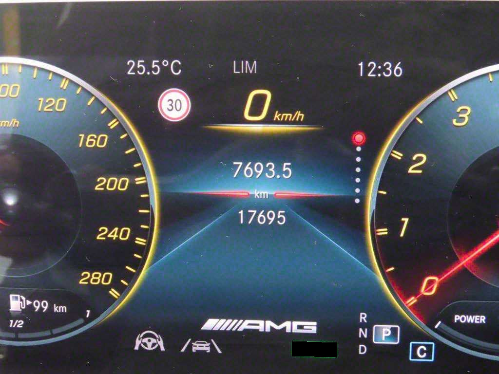 Mercedes-Benz GLE-Class — photo 13