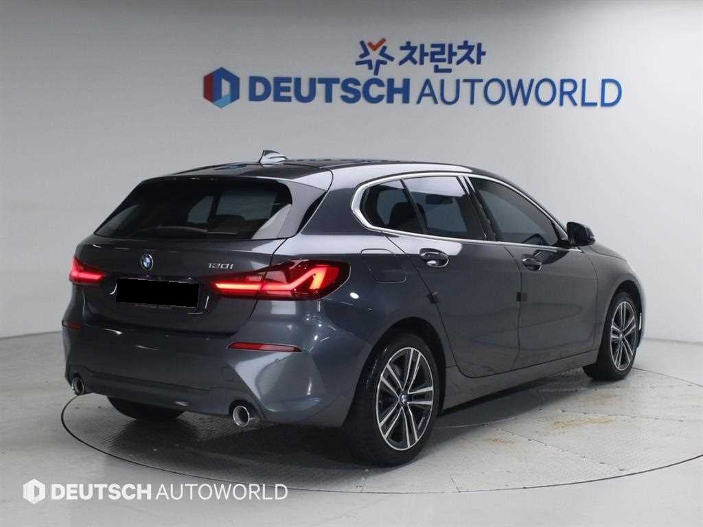 BMW 1-Series — photo 02