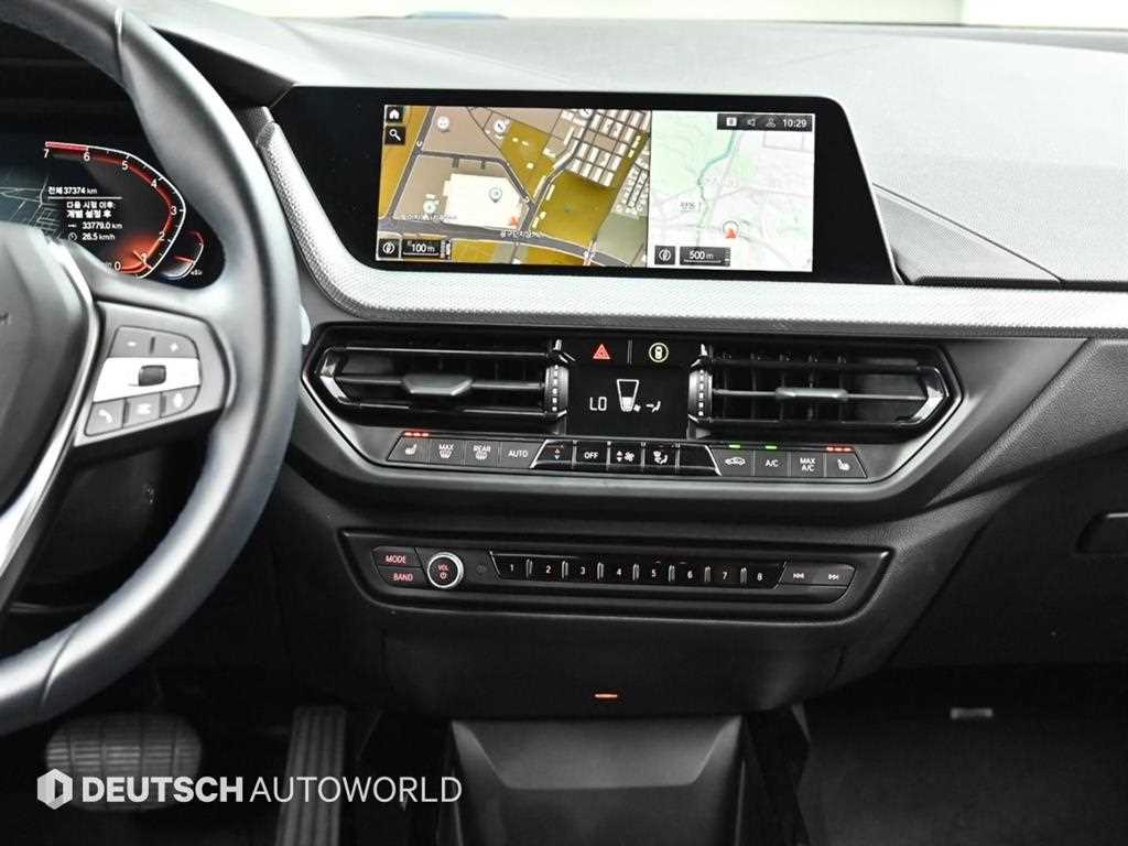 BMW 1-Series — photo 14