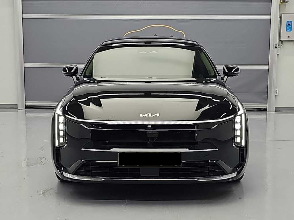 Kia K8 — photo 02