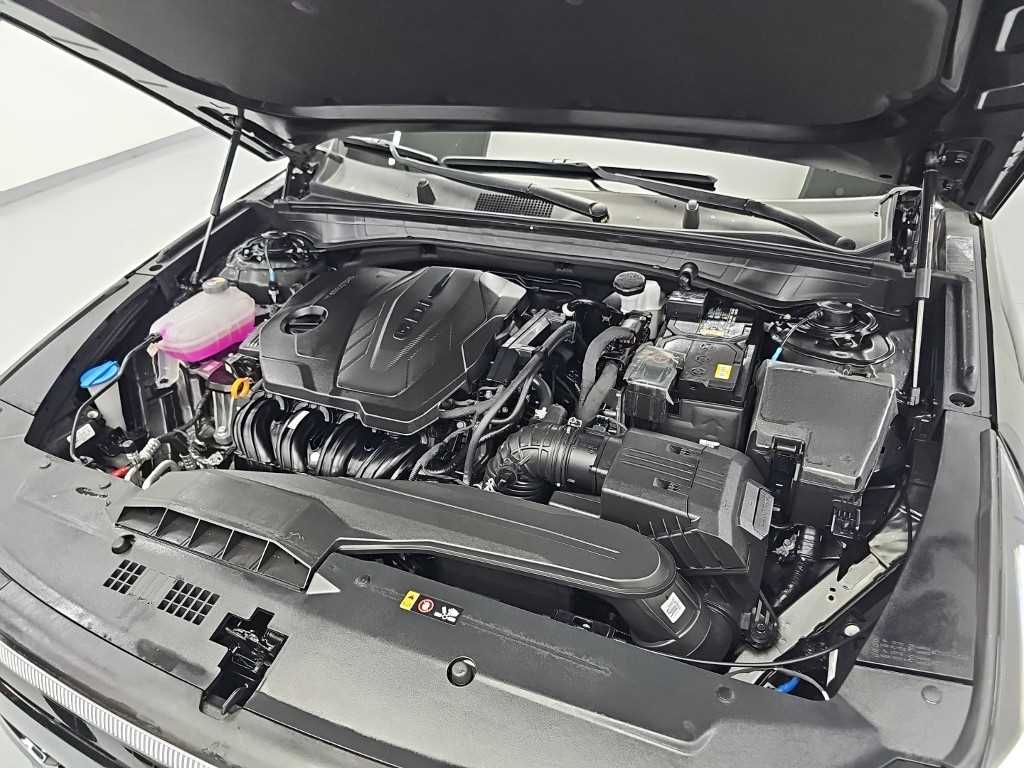 Kia K8 — photo 05