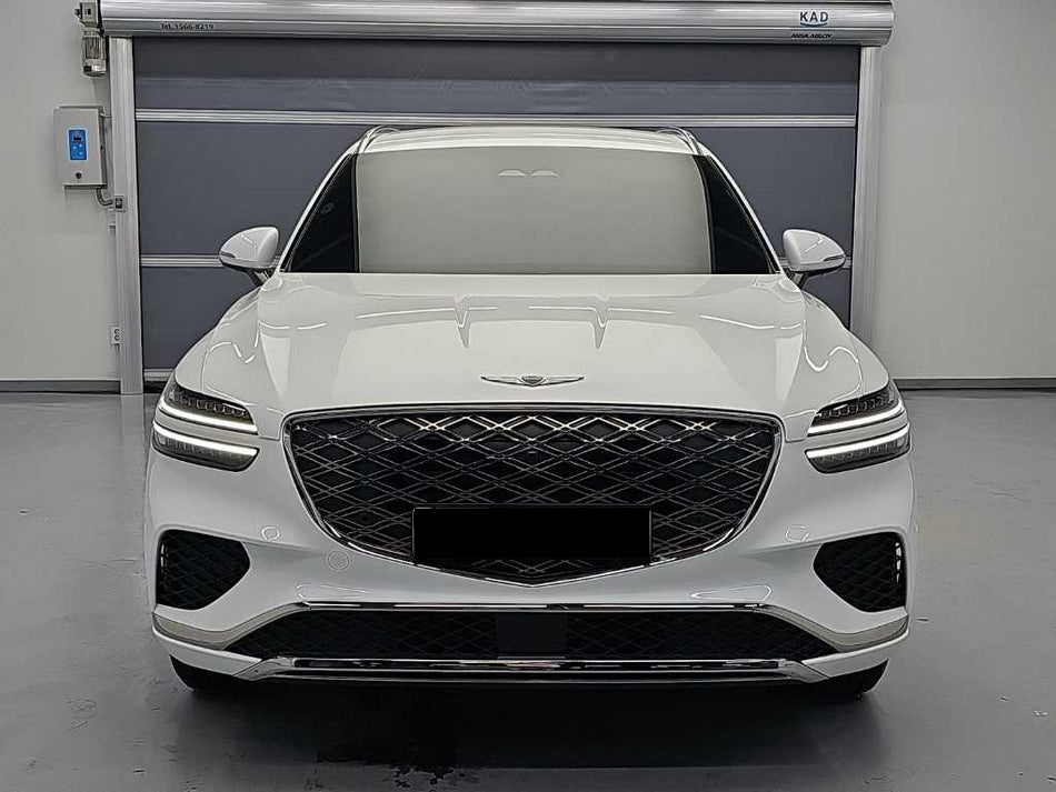 Genesis GV70 — photo 02