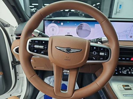 Genesis GV70 — photo 09