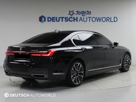 BMW 7-Series — photo 02