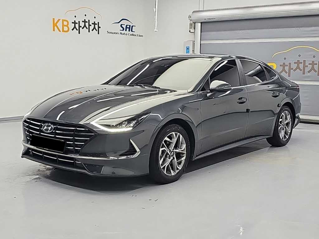 Hyundai Sonata — photo 01