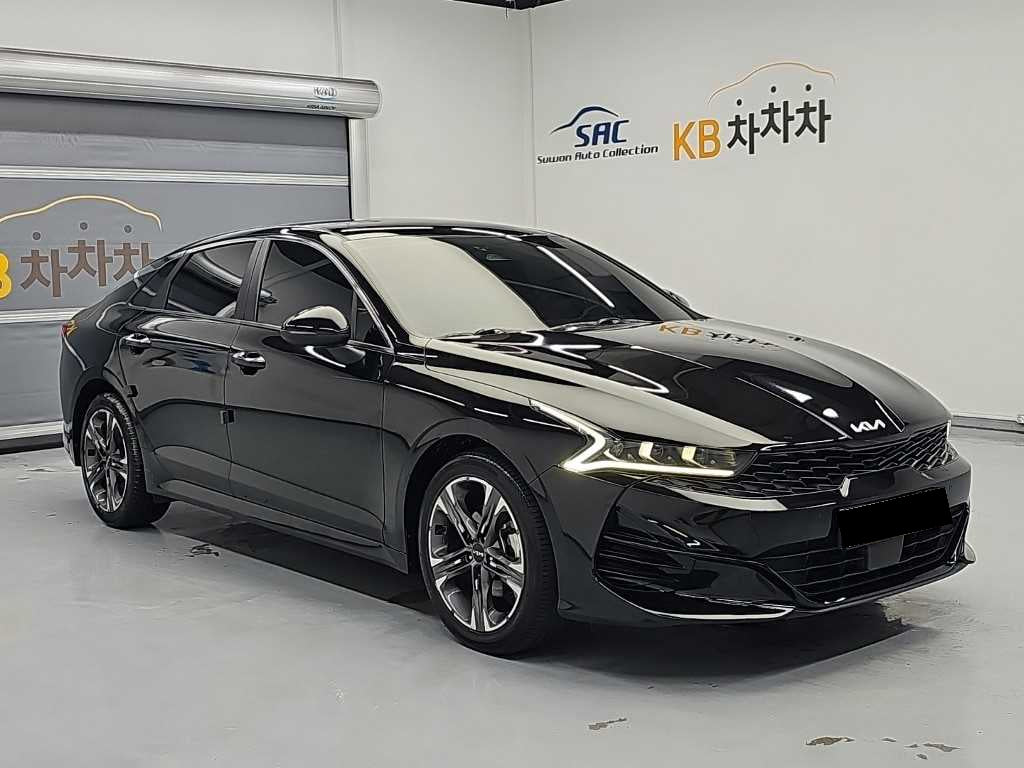 Kia K5 — photo 04