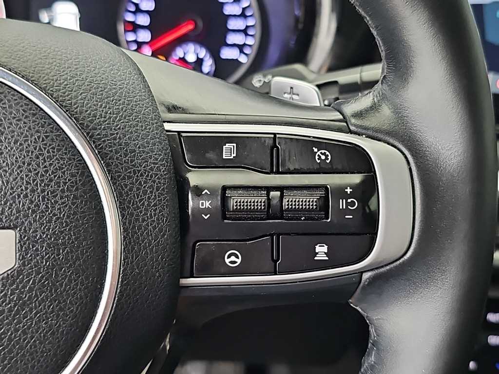 Kia K5 — photo 17