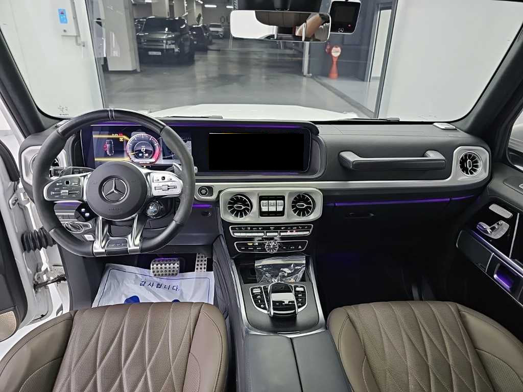 Mercedes-Benz G-Class — photo 07