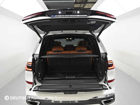 BMW X7 — photo 05