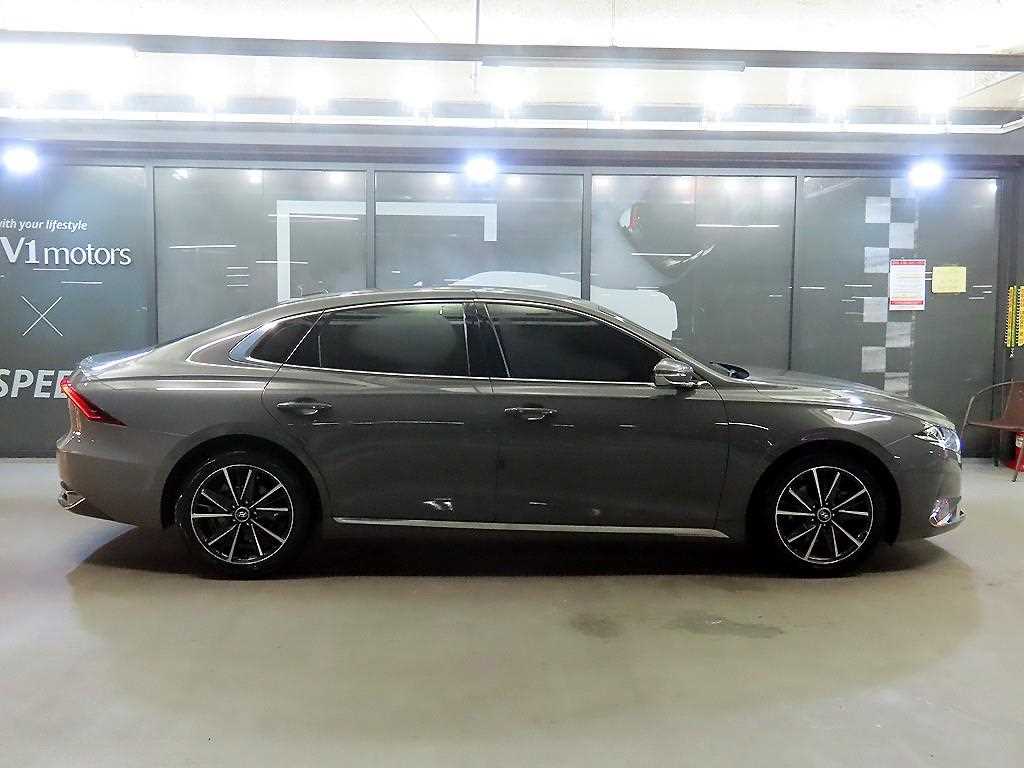 Hyundai Grandeur — photo 03