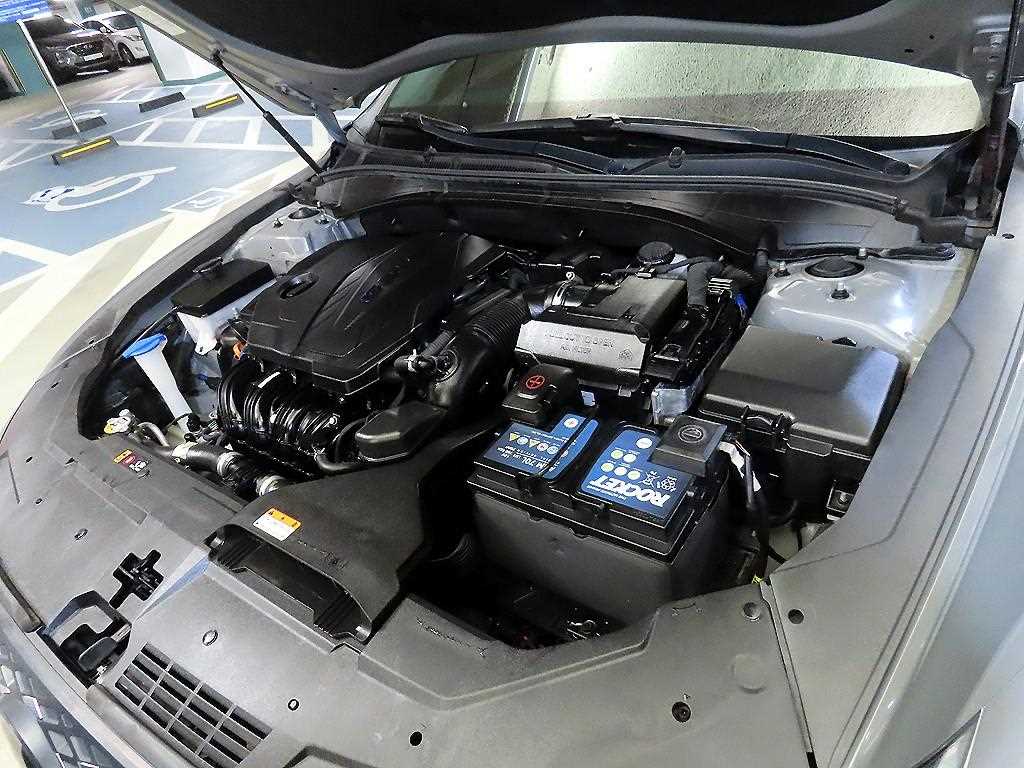 Hyundai Grandeur — photo 19