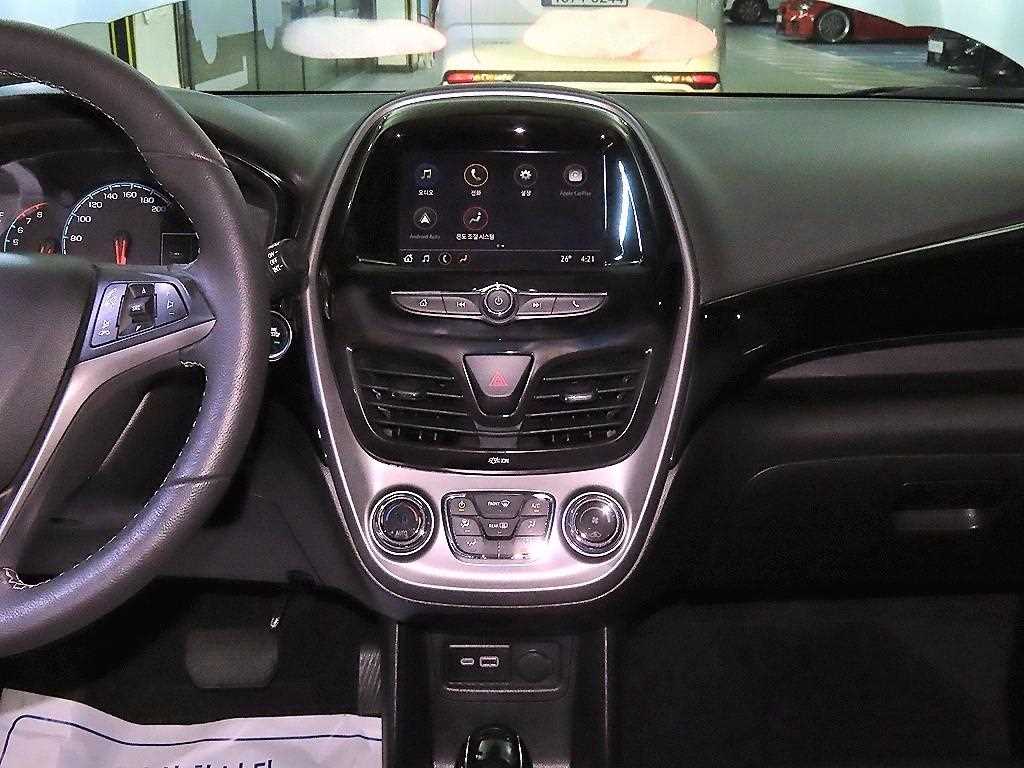 CHEVROLET Spark — photo 11